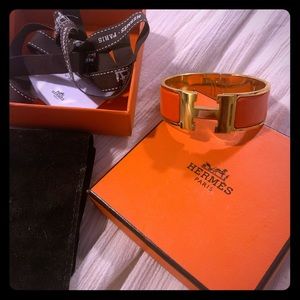 Authentic Orange Hermès Click Clack Bracelet
